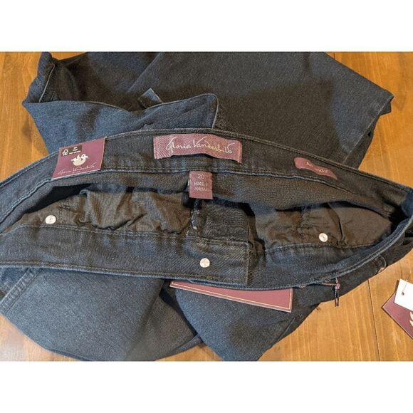 đNWTâWomen'sâGloria VanderbiltâAmandaâClassicâRiseâTaperedâLegâJeans - Picture 4 of 6